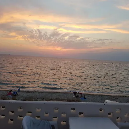 Golden Sunset House * Skala Fourkas