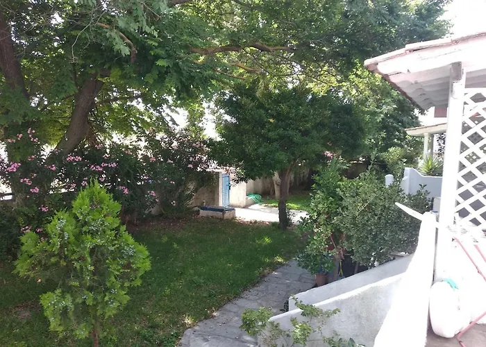 Дом отдыха Golden Sunset House *