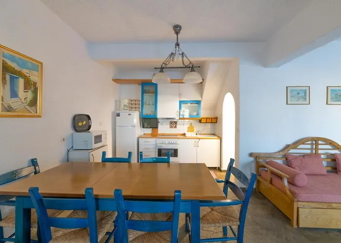 Golden Sunset House Дом отдыха *